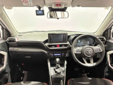 見通しのよいすっきりとした視界で、誰でも運転しやすいです。運転のしやすさは疲れにくさにも繋がりますよ♪