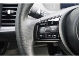 オーディオの音量調節が可能です!ハンドルにスイッチがついているので、運転中で目線を下げずに気軽にできちゃいます♪