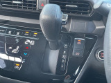 【 シフト 】スムーズなシフトチェンジで快適にお車を操縦していただけます!