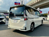 セレナ 1.2 e-POWER ハイウェイスターV 