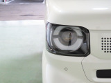 LEDヘッドライトは、点灯の瞬間から光量を発揮し、突然暗くなるトンネルなどでの安定感を高めます。