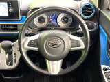 【純正革巻きステアリング】上質な革を使用することで、手にしっかり馴染みとても運転しやすいハンドルです♪