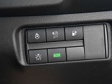 ハンドルヒーター装備で、寒い時期の運転に便利です。