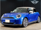 MINI 3door クーパーEが入庫いたしました。ボディーカラーは、ブレイジングブルーです。