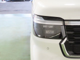 LEDヘッドライトは、点灯の瞬間から光量を発揮し、突然暗くなるトンネルなどでの安定感を高めます。