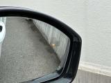 ブラインドスポットアシストが搭載しており、死角からのお車が接近したらわかるようになっております。