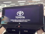 【メーカー純正ナビ】インテリアに溶け込むスタイリッシュな「専用設計」メーカーナビを装備♪視認性や操作性など基本性能にも優れ、より上質なカーライフをお楽しみいただけます。