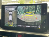 【パノラミックビューモニター】専用のカメラにより、上から見下ろしたような視点で360度クルマの周囲を確認することができます☆死角部分も確認しやすく、狭い場所での切り返しや駐車もスムーズに行えます。