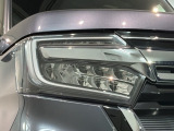 LEDヘッドライトは、点灯の瞬間から最大光量を発揮し、突然暗くなるトンネルなどでの安定感を高めます。