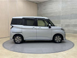 全車1年間の走行距離無制限のロングラン保証付きです。また、さらに安心をお求めの方には1年〜2年の保証延長ができる「ロングラン&alpha;保証」(有償)もお選びいただけます。