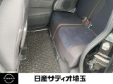 後席も広々していますので、海や山への行楽時も室内で快適に過ごせます!