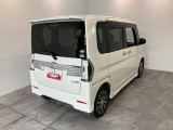 お客様にぴったりなおクルマをお選びいただけますように様々な展示車をご用意致しております!ダイハツの軽自動車だけではなく、他メーカー車やコンパクトカー・ミニバンなども数多く取り揃えております!