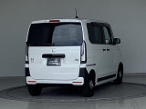バックカメラが付いているのでバックでの車庫入れも安心です
