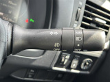 【オートライト(AUTO)】外の明るさをシステムが感知して、自動でヘッドライトが点灯します。ヘッドライトをつけ忘れを防ぐ便利機能です。