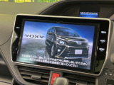 【純正10型ナビ】人気の純正ナビを装備。オーディオ機能も充実しており、Bluetooth接続すればお持ちのスマホやMP3プレイヤーの音楽を再生可能!毎日の運転がさらに楽しくなります!!