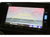 バックカメラが装備されており、後方の安全確認はもちろんのこと狭い場所での駐車や雨の日・夜間など視界の悪いコンディションでのストレスの軽減にもなります!