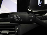 ☆『Lane Assist』:カメラで走行中の車線をモニタリングし、ドライバーの意図しない車線逸脱を検知するとステアリング補正を行うと同時に警告し、ステアリング操作をサポートします☆