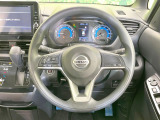 【ステアリングスイッチ】運転中、前方から目線をそらすことなく、オーディオ等の操作が可能な便利機能!安心&快適なドライブを演出してくれます♪