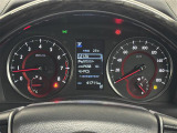 【メーターまわり】ドライバーから見やすい位置にあって安全運転に寄与します。マルチインフォメーションディスプレイでは、クルマに関する情報の確認はもちろん、各種安全機能・装備のON/OFFも設定可能。