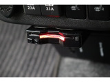 高速道路走行の料金所をノンストップで通過できるETCを装備!※ ETCカードのお申し込みも当社にお任せ下さい!