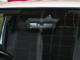 サポカーは、高齢運転者を含めたすべてのドライバーによる交通事故の発生防止・被害軽減対策の一環として、国が推奨する新しい自動車安全コンセプトです。詳しくは販売店スタッフまでおたずねください。
