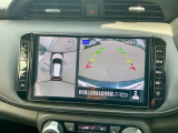 アラウンドビューモニターは車の全周囲をカメラで映しだして障害物や人を確認、周りの状況を確認しながら安全に駐車できる便利な装備になります。