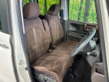 運転席シート廻りは使用感も少なく、良好な状態となっています。丁寧に使われていたことがよくわかりますね。