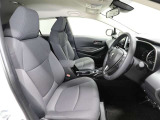 スタイリッシュな室内で運転もしやすいです♪使い勝手の良い配置も考えられています!!