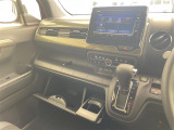【オートエアコン】車内温度を感知して自動で温度調整をしてくれるのでいつでも快適な車内空間を創り上げます!