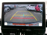 バックモニター付きですので、日常の駐車はもちろん、人や障害物などを映像で確認できるので安心です!(補助装置になりますので、目視でもご確認ください)