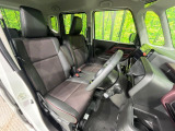 運転席シート廻りは使用感も少なく、良好な状態となっています。丁寧に使われていたことがよくわかりますね。