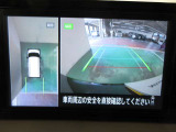 アラウンドビューモニターで車庫入れも空から見ている様に駐車できラクラクです。