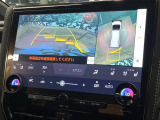 【パノラミックビューモニター】専用のカメラにより、上から見下ろしたような視点で360度クルマの周囲を確認することができます☆死角部分も確認しやすく、狭い場所での切り返しや駐車もスムーズに行えます。