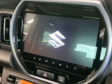 【メーカー純正ナビ】インテリアに溶け込むスタイリッシュな「専用設計」メーカーナビを装備♪視認性や操作性など基本性能にも優れ、より上質なカーライフをお楽しみいただけます。