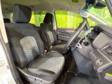 運転席シート廻りは使用感も少なく、良好な状態となっています。丁寧に使われていたことがよくわかりますね。
