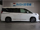 両側パワースライドドア付きだから、狭い駐車スペースなどでの 乗り降りラクラク!