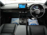 とても握りやすいステアリング!運転手の気持ちがそのまま伝わるかのような反応をしてくれます!小物入れや各ボタンの配置にこだわり、とても使いやすいです !視認性も良好なのでロングドライブもお任せ下さい!