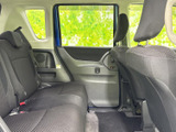 運転席側後部座席