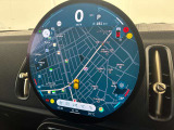 ★MINIには6個のエアバッグを標準装備。運転席/助手席エアバッグ、サイド・エアバッグ、ヘッド・エアバッグ。