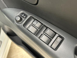 電動格納ドアミラー装備しています★車内からドアミラーの折り畳みや鏡面の調節を行うことが可能です★