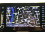 スマホなどと連携し、対応アプリを表示させて使うディスプレイオーディオ。エントリーナビキットを装着しています。ナビ連動のETCを搭載しています。利用日や料金の確認がモニターで出来て便利ですよ。