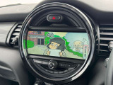 こちらのお車はMINI NEXT鶴ヶ島に展示中です。☆お問合せをお待ちしてます!