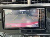 【バックモニター】ギヤをリバースに入れれば車内モニターに後方の様子を映し出し安全確認ができて便利!!