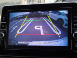 【バックモニター】車をバックさせる際に後方の様子をカーナビのモニターで確認。バック駐車を安全にスムーズに行うことができます!