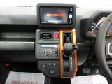中古車は一物一価、同じようなお車でも、整備状況、外内装の状態など様々です。