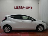 アクア  1.5 Z E-Four 4WD