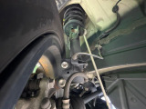 お車を安心してお乗りいただく為には、足回りの定期点検が欠かせません。サービスサポート(有償保証)では無料点検もご提供しており、安心のカーライフをお過ごしいただけるサポート体制が整っています。