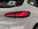 BMW伝統のL字型テールライト