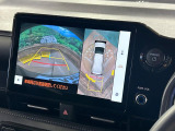 【パノラミックビューモニター】専用のカメラにより、上から見下ろしたような視点で360度クルマの周囲を確認することができます☆死角部分も確認しやすく、狭い場所での切り返しや駐車もスムーズに行えます。