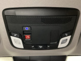 Honda CONNECT搭載車です。「Honda Total Care プレミアム」に加入頂くと、「緊急サポートセンター」や「Honda ALSOK駆けつけサービス」などのサービスが受けられます。